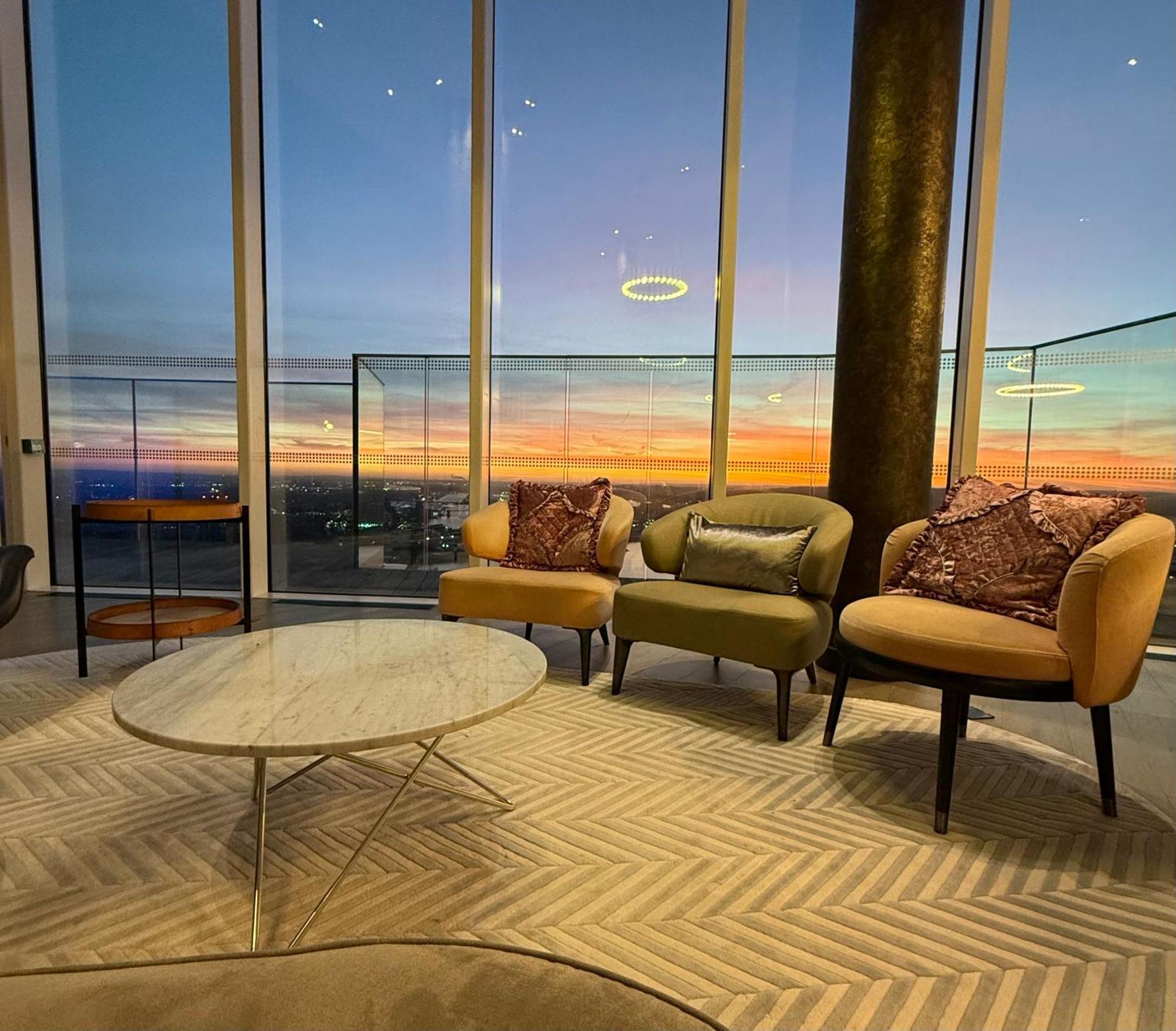Luxury Modern 2 Bed Flat With Balcony And City View - Canary Wharf City Center Londres Exterior foto